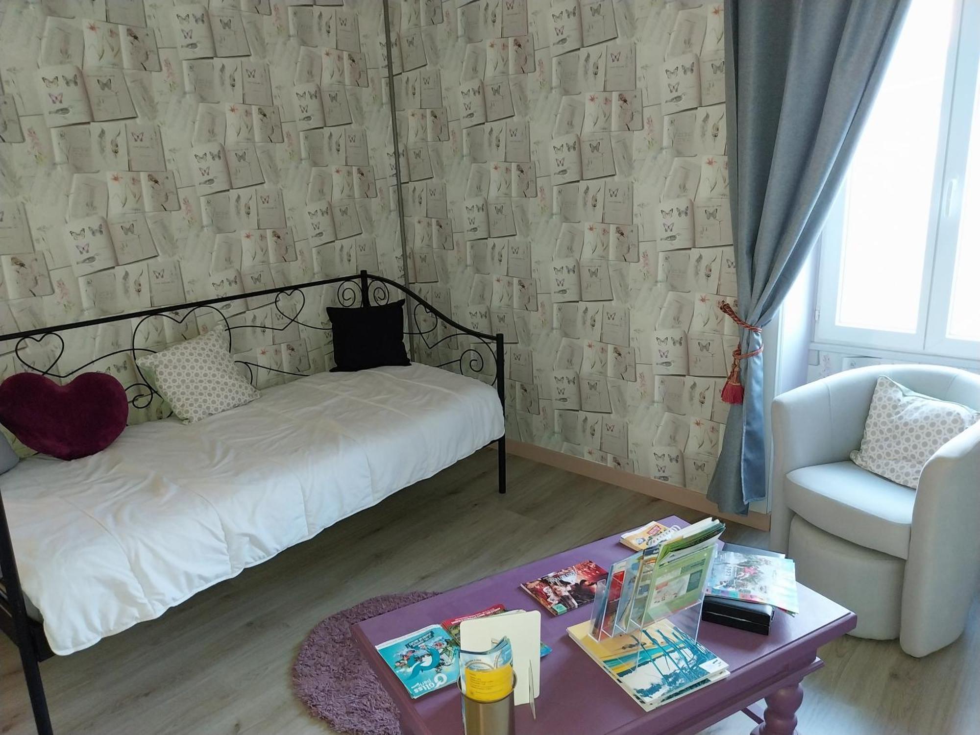 Chambre D Hote Les Frangins Avrille  ภายนอก รูปภาพ